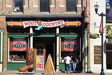 Boot store on Broadway Street, Nashville, Tennessee, United States of America, North America