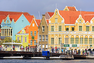 Buildings on Handelskade Street, Punda District, UNESCO World Heritage Site, Willemstad, Curacao, West Indies, Netherlands Antilles, Caribbean, Central America