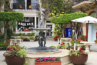 Courtyard fountain on Worth Avenue, Palm Beach, Florida, United States of America, North America