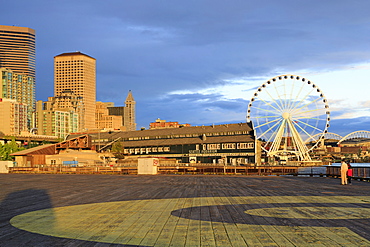 Seattle Great Wheel on Pier 57, Seattle, Washington State, United States of America, North America