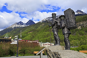 Prospector and Guide Monument, Skagway, Alaska, United States of America, North America 