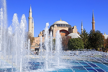 Haghia Sophia, UNESCO World Heritage Site, Sultanahmet District, Istanbul, Turkey, Europe