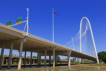 The Margaret Hunt Hill Bridge, Dallas, Texas, United States of America, North America