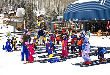 Children learning to ski at Lionshead Village, Vail Ski Resort, Rocky Mountains, Colorado, United States of America, North America