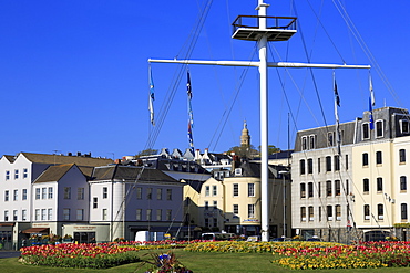 Memorial Mast, North Esplanade, St. Peter Port, Guernsey, Channel Islands, United Kingdom, Europe