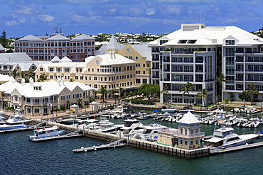 Waterfront on Pitt's Bay, Hamilton City, Pembroke Parish, Bermuda, Atlantic, Central America