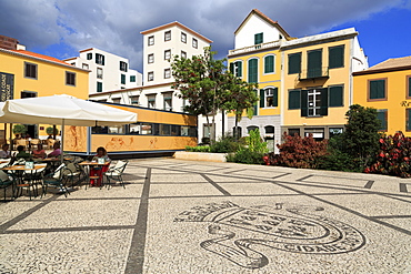 Praca do Colombo, Funchal City, Madeira Island, Portugal, Europe