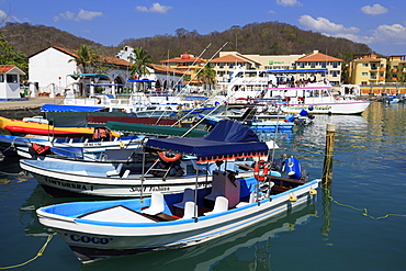 Santa Cruz Marina, Huatulco, State of Oaxaca, Mexico, North America