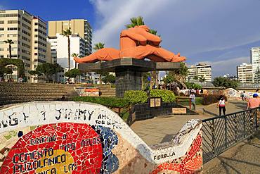 El Beso Sculpture, Parque de Amor, Mira Flores District, Lima, Peru, South America