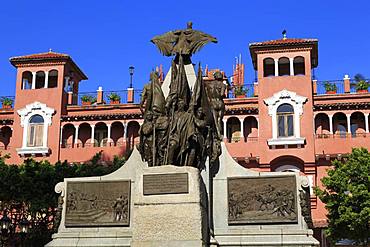 Simon Bolivar Monument and Colombia Hotel, Old Town, Panama City, Panama, Central America