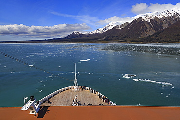 Cruise Ship, Hubbard Glacier, Disenchantment Bay, Alaska, United States of America, North America