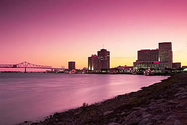 Mississippi River and city skyline, New Orleans, Louisiana, United States of America, North America