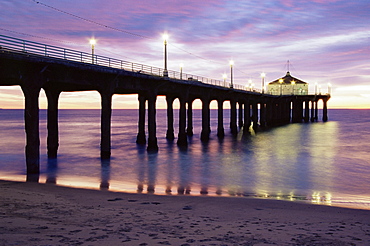 Manhattan Beach Pier, Los Angeles, California, United States of America, North America