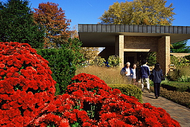 Circle Garden, Chicago Botanic Garden, Glencoe, Illinois, United States of America, North America