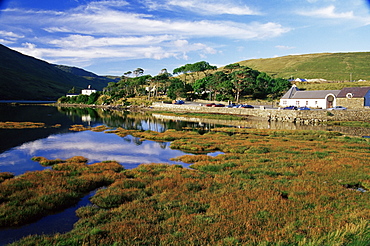 Leenane Village, Killary Harbour, County Mayo, Republic of Ireland, Europe