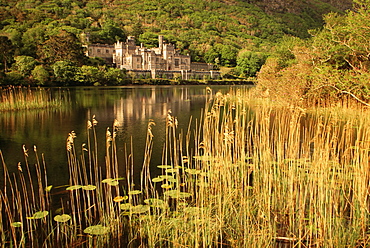 Kylemore Abbey, County Galway, Connacht, Republic of Ireland, Europe