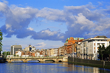 River Liffey, Dublin City, Republic of Ireland, Europe