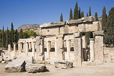 Agora, archaeological site of Hierapolis, Pamukkale, UNESCO World Heritage Site, Anatolia, Turkey, Asia Minor, Eurasia