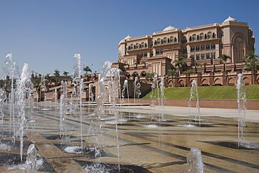 Fountains in front of the lavish Emirates Palace Hotel, Abu Dhabi, United Arab Emirates, Middle East