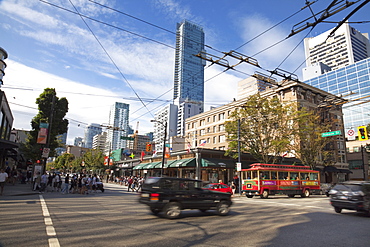 Street scene, Robson Street, Downtown, Vancouver, British Columbia, Canada, North America