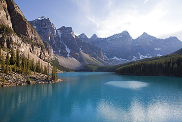 Moraine Lake, Banff National Park, UNESCO World Heritage Site, Alberta, Rocky Mountains, Canada, North America