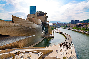 The Guggenheim Museum, designed by Frank Gehry, Bilbao, Biscay (Vizcaya), Basque Country (Euskadi), Spain, Europe