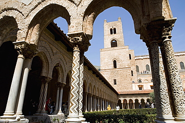 Cloisters, Benedictine Monastery, Cathedral, Monreale, Palermo, Sicily, Italy, Europe