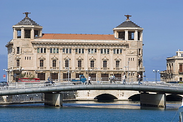 Bridge, harbour, Ortygia, Syracuse, Sicily, Italy, Europe