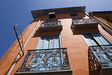 Colourful street, Collioure, Pyrenees-Orientales, Languedoc, France, Europe