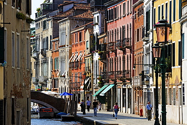 Canal scene, Venice, UNESCO World Heritage Site, Veneto, Italy, Europe