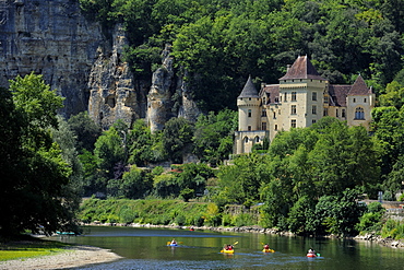 Chateau de la Malartrie, on the River Dordogne, La Roque-Gageac, Dordogne, France, Europe