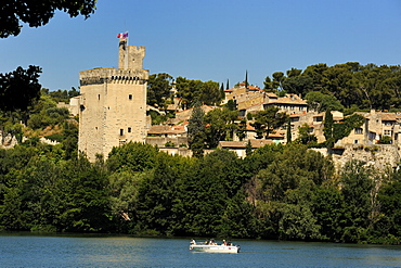 Tour Philippe Le Bel, beside the Rhone River, Villeneuve les Avignon, Avignon, Languedoc, France, Europe