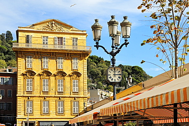 Henri Matisse's House, Place Charles Felix, Cours Saleya market and restaurant area, Old Town, Nice, Alpes Maritimes, Provence, Cote d'Azur, French Riviera, France, Europe