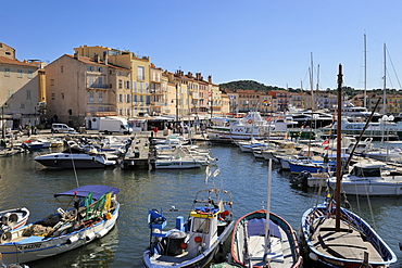 Vieux Port harbour, St. Tropez, Var, Provence, Cote d'Azur, France, Mediterranean, Europe