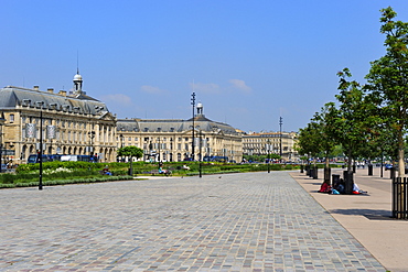 Quay Richelieu on the waterfront, Bordeaux, UNESCO World Heritage Site, Gironde, Aquitaine, France, Europe