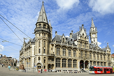 Tram in front of the Old Post Office building, Corn Market (Korenmarkt), Ghent, Flanders, Belgium, Europe