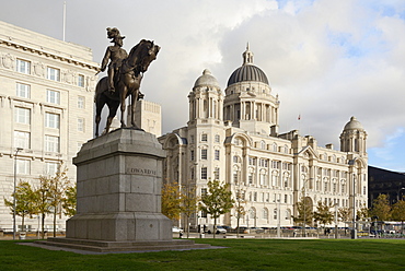 Statue of Edward V11 and the Port of Liverpool Building, Waterfront, Pir Head, Liverpool, Merseyside, England, United Kingdom, Europe