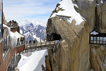 Viewing platforms and walkways, Aiguille du Midi, Mont Blanc Massif, Chamonix, Haute Savoie, French Alps, France, Europe