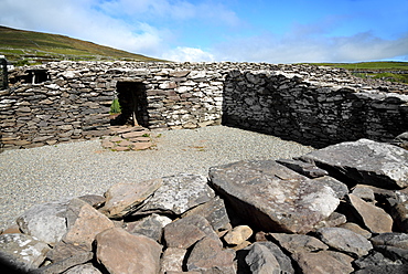 Dunbeg Promontory Fort, Slea Head Drive, Dingle Peninsula, Wild Atlantic Way, County Kerry, Munster, Republic of Ireland, Europe