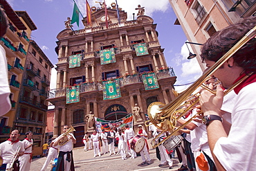 Club's parade, San Fermin festival, and Pamplona City Hall, Pamplona, Navarra, Spain, Europe