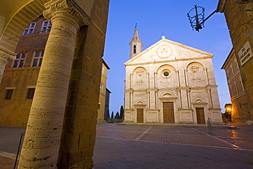 Pio II square, Pienza, Val d'Orcia, Tuscany, Italy, Europe