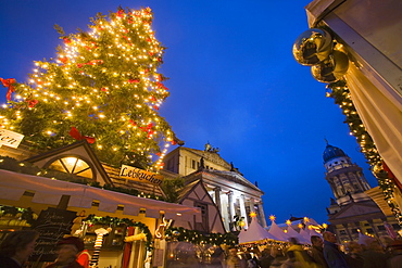 Gendarmen markt Christmas market, Franz Dom and Konzert Haus, Berlin, Germany, Europe