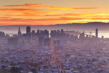 City skyline viewed from Twin Peaks, San Francisco, California, United States of America, North America