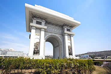 Arch of Triumph, 3m higher than the Arc de Triomphe in Paris, Pyongyang, Democratic People's Republic of Korea (DPRK), North Korea, Asia