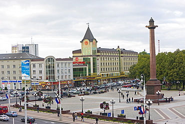 New shopping centre in the city centre, Ploshchad Pobedy (Pobedy Square), Kaliningrad, Russia, Europe