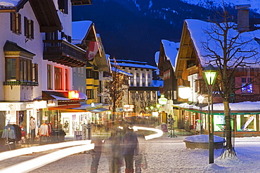 Main street in winter, St. Anton am Arlberg, Tirol, Austria, Europe