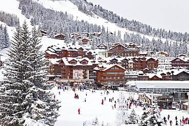 Courchevel 1850 ski resort in the Three Valleys (Les Trois Vallees), Savoie, French Alps, France, Europe