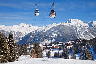 Courchevel 1850 ski resort in the Three Valleys (Les Trois Vallees), Savoie, French Alps, France, Europe