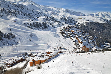 Meribel-Mottaret, 1750m, ski area,  Meribel, Three Valleys Les Trois Vallees), Savoie, French Alps, France, Europe