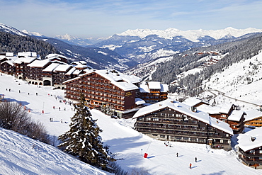 Meribel-Mottaret, 1750m, ski area,  Meribel, Three Valleys (Les Trois Vallees), Savoie, French Alps, France, Europe